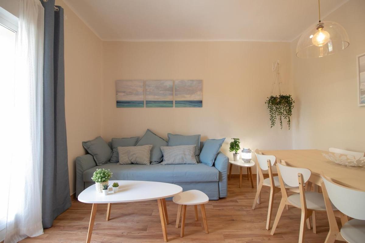 C102 - Huge And Stylish 5 Bedroom By The Center Apartament